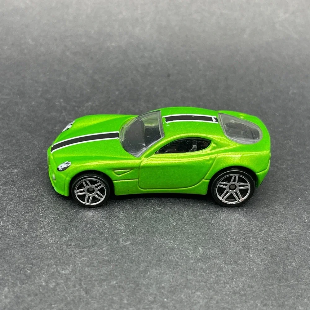 Hot Wheels Alfa Romeo 8c Competizione Green Car Vehicle Diecast 1/64 Scale‎